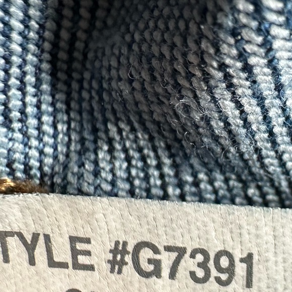 Madewell 10" High-Rise Skinny Jeans in Danny Wash TENCEL Denim Edition -  26x28 - Picture 12 of 12